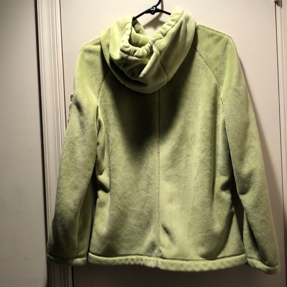 Kristen Blake - Picture 4 of 5